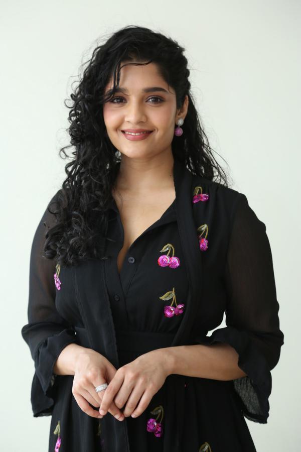 rithika-singh-stills-7.jpg