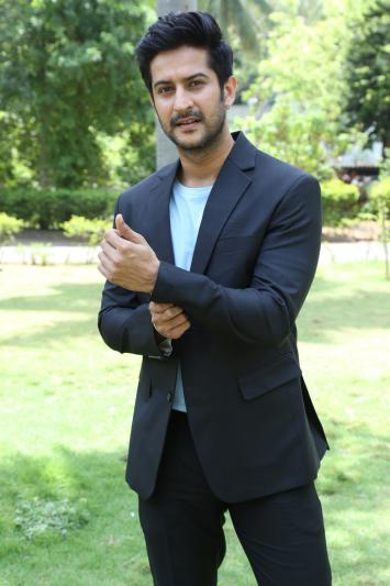 rohit-behal-stills-4.jpg