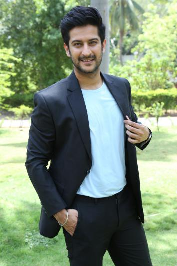 rohit-behal-stills-9.jpg