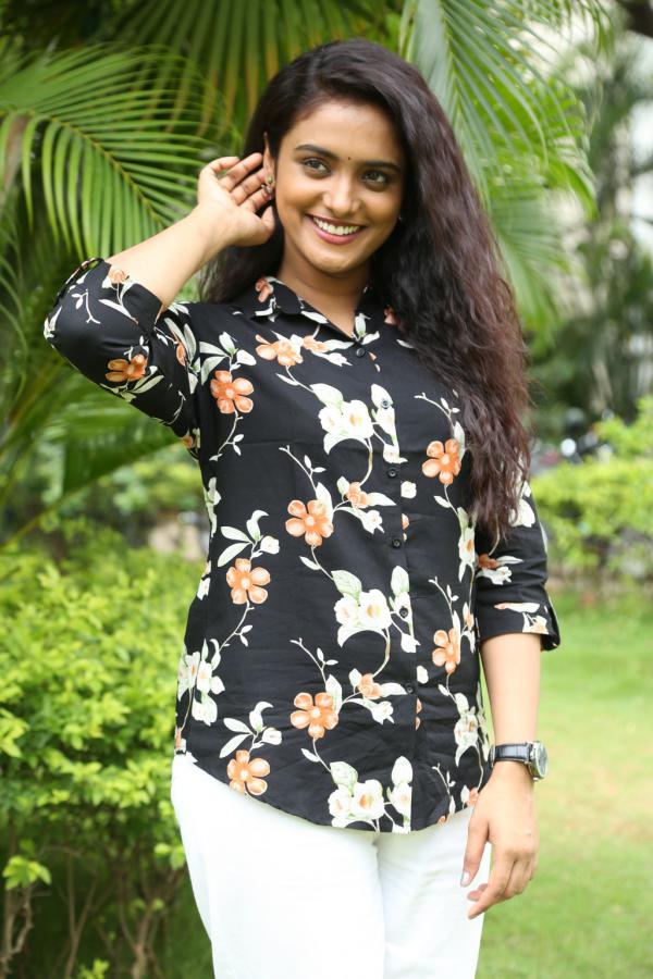 roopa-koduvayur-stills-14.jpg