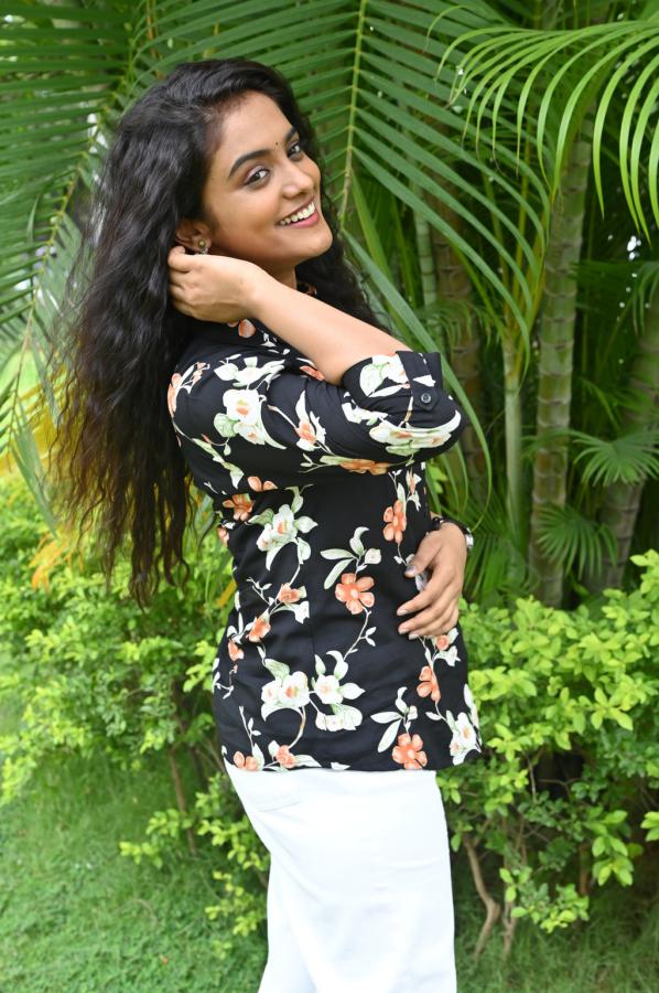roopa-koduvayur-stills-17.jpg