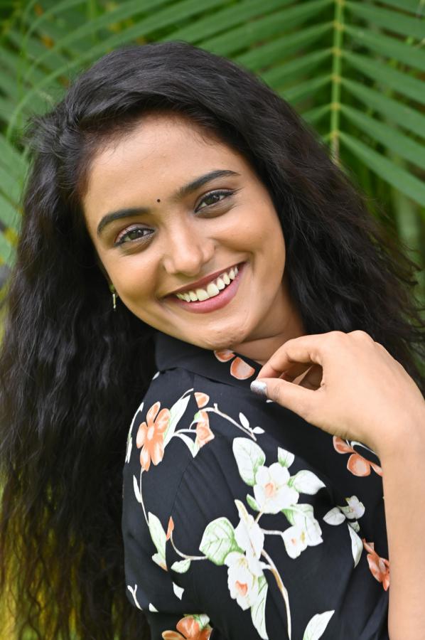 roopa-koduvayur-stills-3.jpg