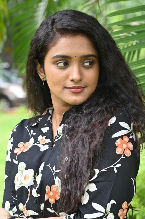 roopa-koduvayur-stills-5.jpg
