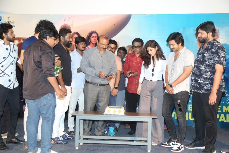 roti-kapada-romance-movie-press-meet-12.jpg