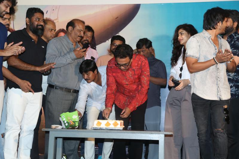 roti-kapada-romance-movie-press-meet-13.jpg