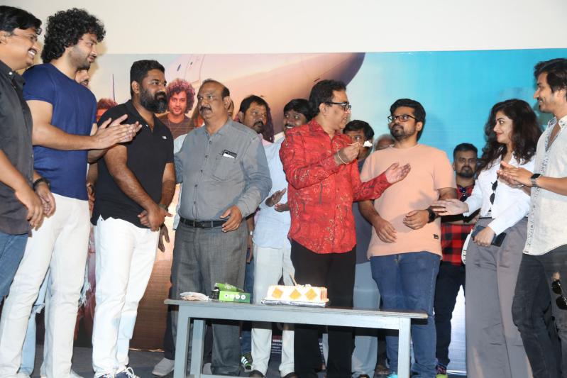 roti-kapada-romance-movie-press-meet-14.jpg