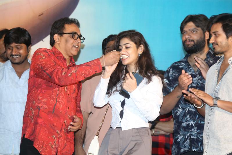 roti-kapada-romance-movie-press-meet-15.jpg