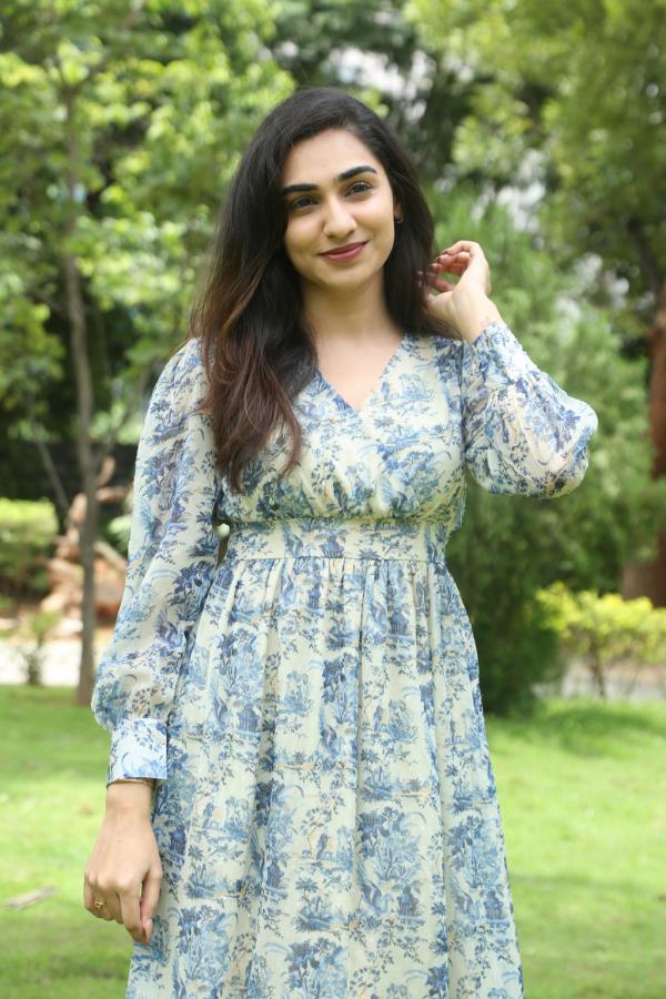 ruchitha-sadineni-stills-8.jpg