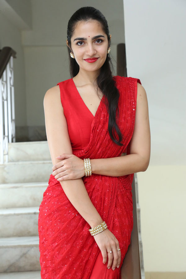 rukmini-vasanth-stills-9.jpg