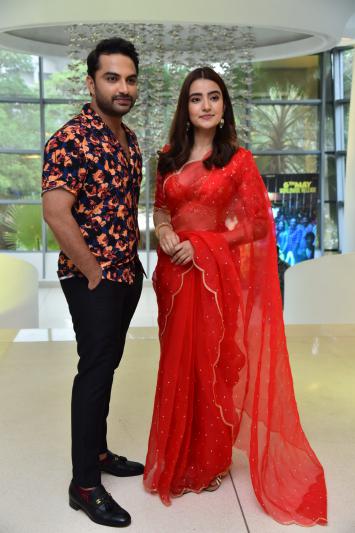 rukshar-dhillon-stills-6.jpg