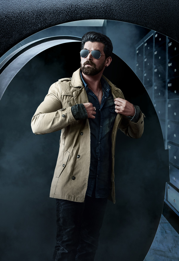 Saaho Nil Nitesh Poster