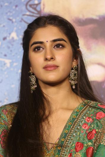 sakshi-vaidhya-stills-4.jpg