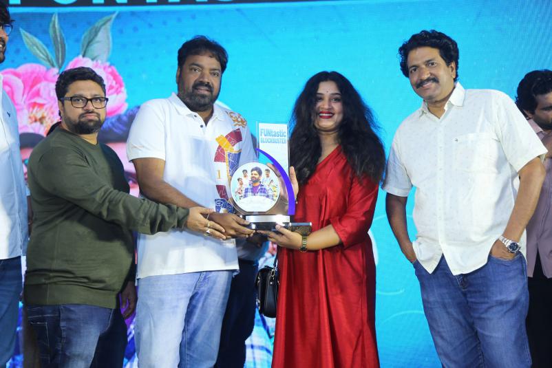 samajavaragamana-movie-success-meet-11.jpg