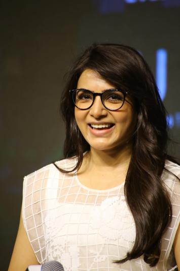 samantha-stills-5-9.jpg