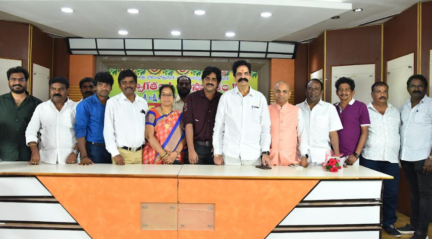 samanyudi-dhairyam-movie-opening-3.jpg