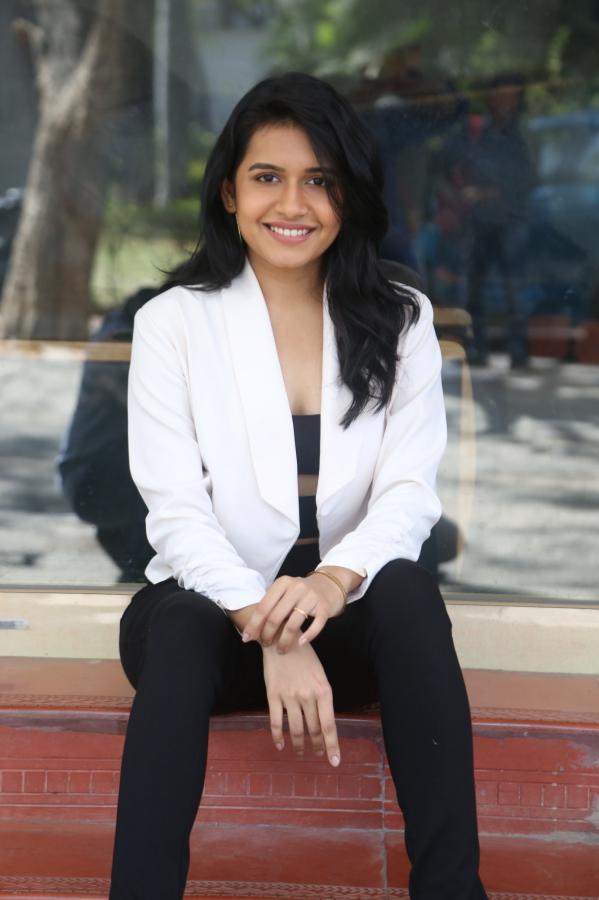 samyukta-vasudevan-stills-16.jpg