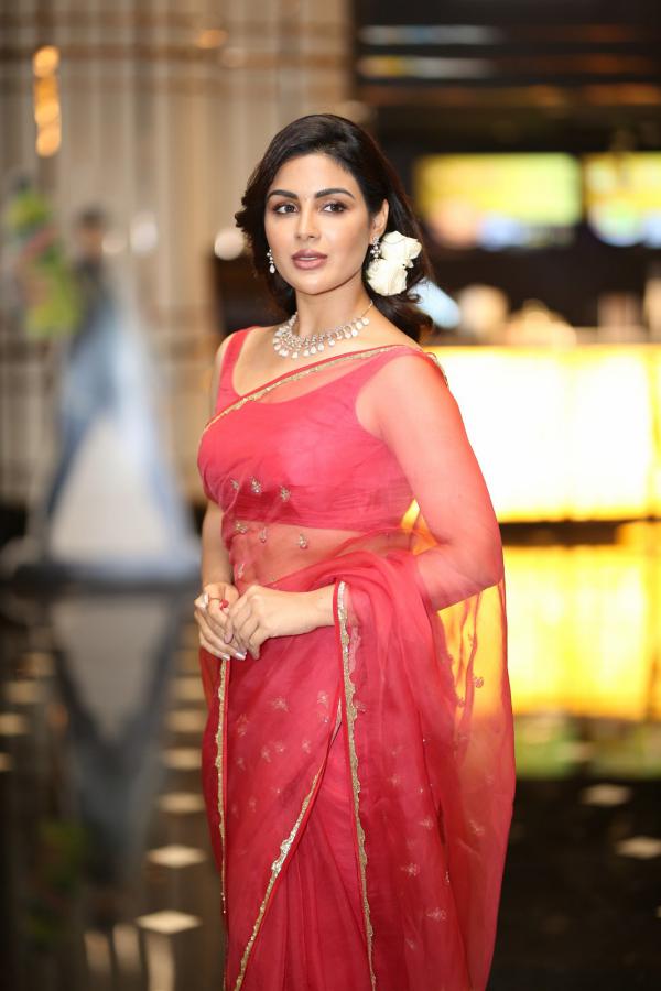 samyuktha-menon-stills-17.jpg