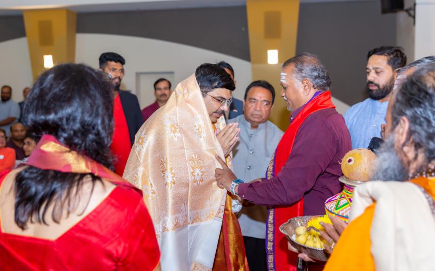san-francisco-new-consul-general-srikar-reddy-at-community-reception-7.jpg