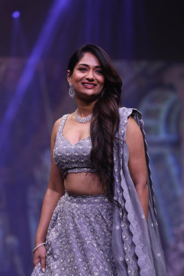 sandhya-raju-stills-2-8.jpg