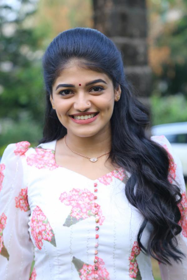 sangeerthana-vipin-stills-8.jpg