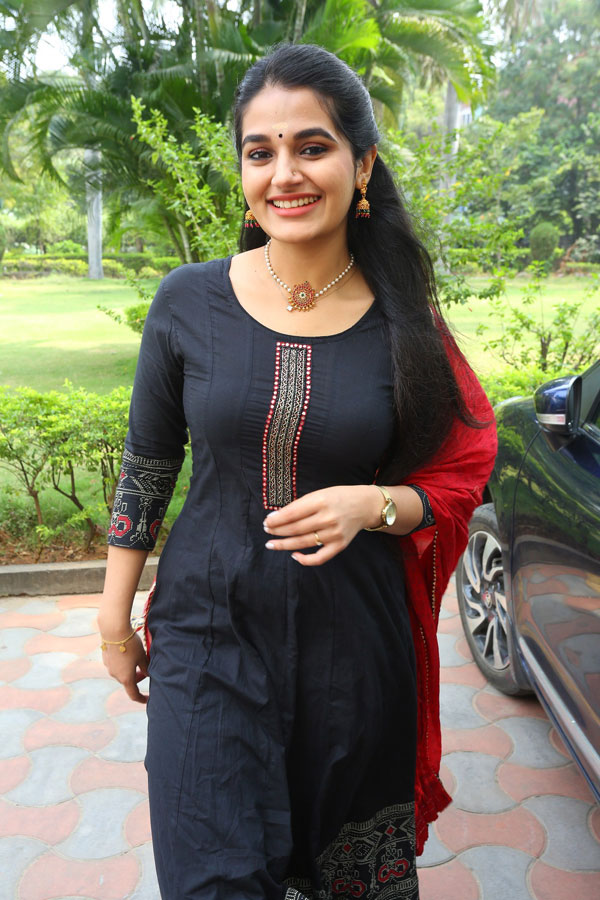 sankeerthana-stills-3.jpg