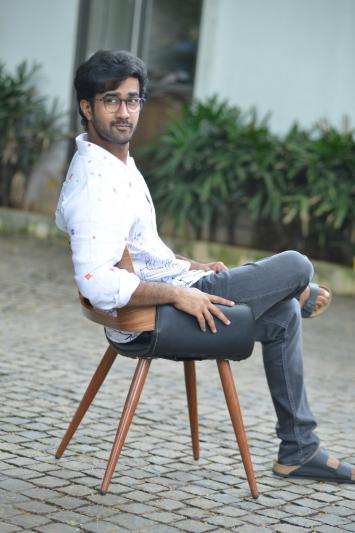 santosh-shoban-stills-15.jpg