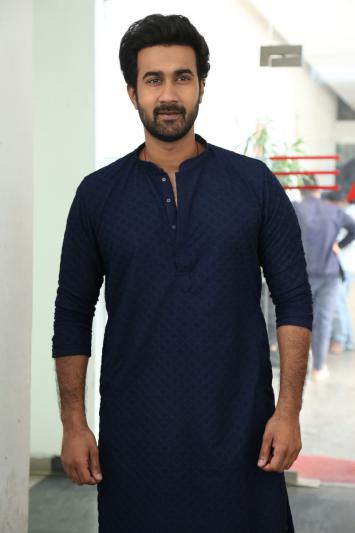 Santosh Shoban Stills
