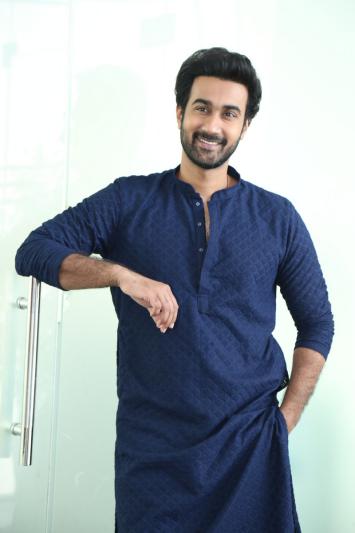 santosh-shoban-stills-3-5.jpg