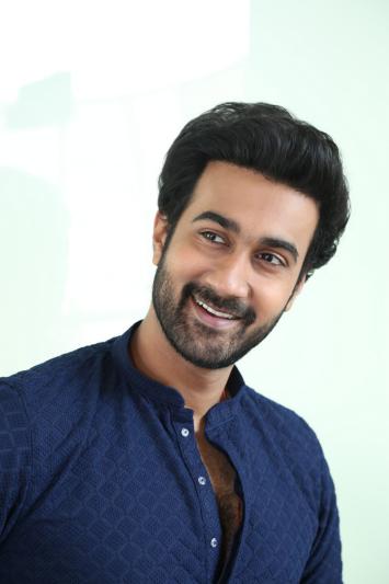 santosh-shoban-stills-3-9.jpg