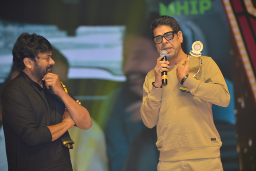 santosham-suman-tv-south-indian-film-awards-2-20.jpg