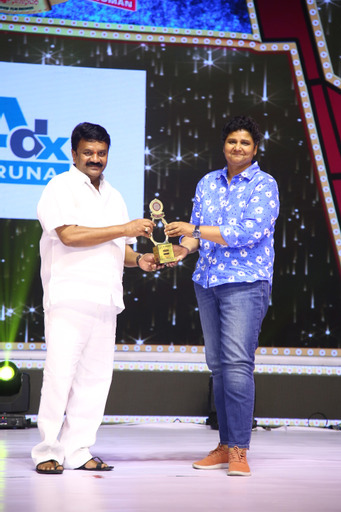 santosham-suman-tv-south-indian-film-awards-3-6.jpg