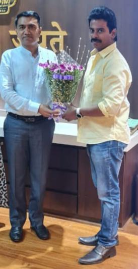 santosham-suresh-kondeti-met-goa-cm-4.jpg