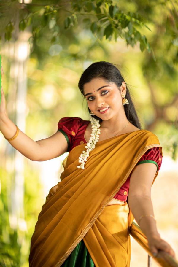 sathira-raj-stills-7.jpg