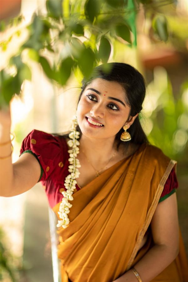 sathira-raj-stills-8.jpg