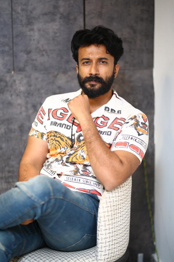 satyadev-stills-3-4.jpg