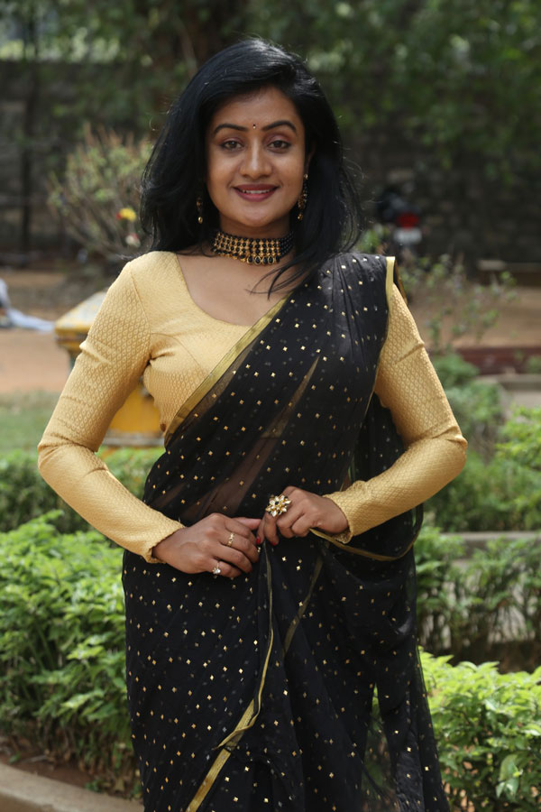 savithri-krishna-stills-2.jpg