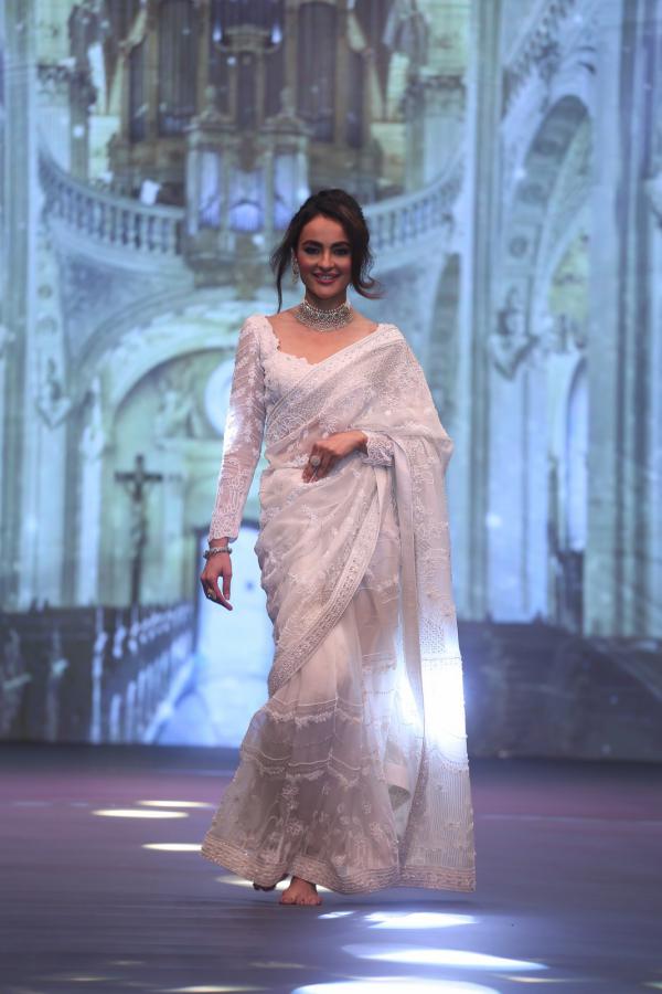 Seerat Kapoor Stills