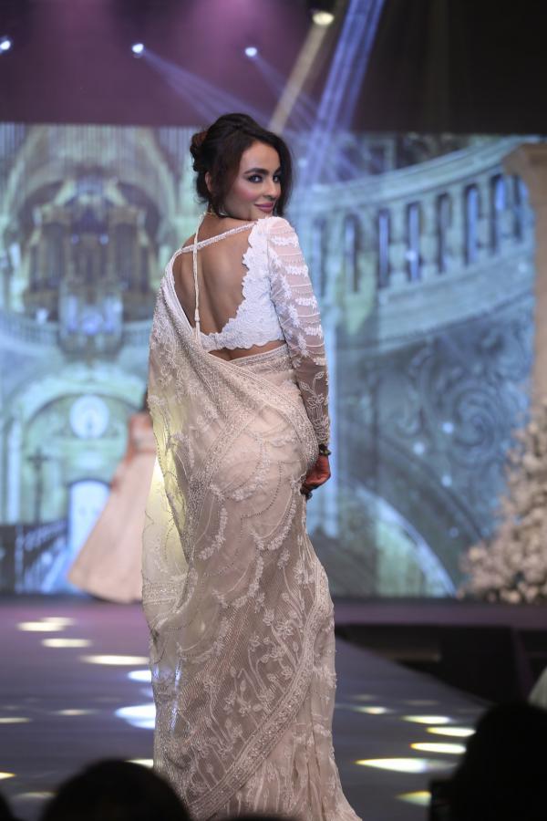 seerat-kapoor-stills-2-4.jpg