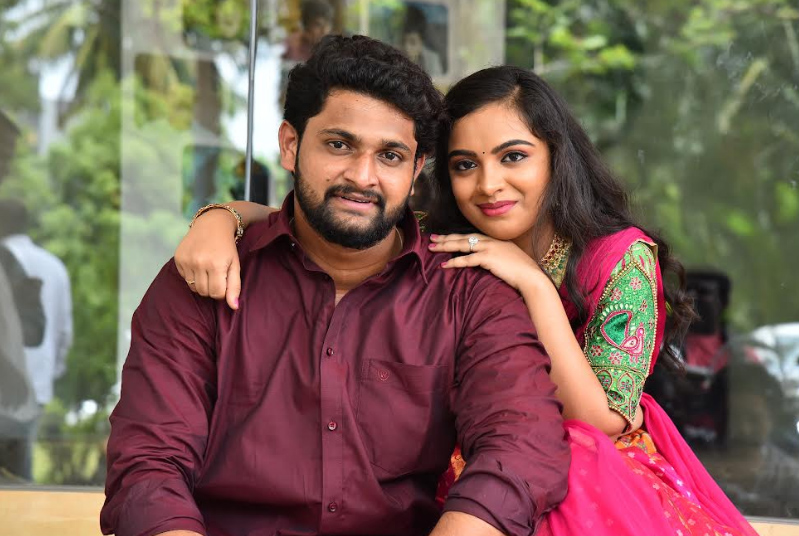 seetharamapuram-lo-oka-prema-janta-stills-2.jpg