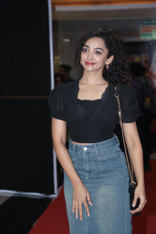 shanvi-meghana-stills-6.jpg
