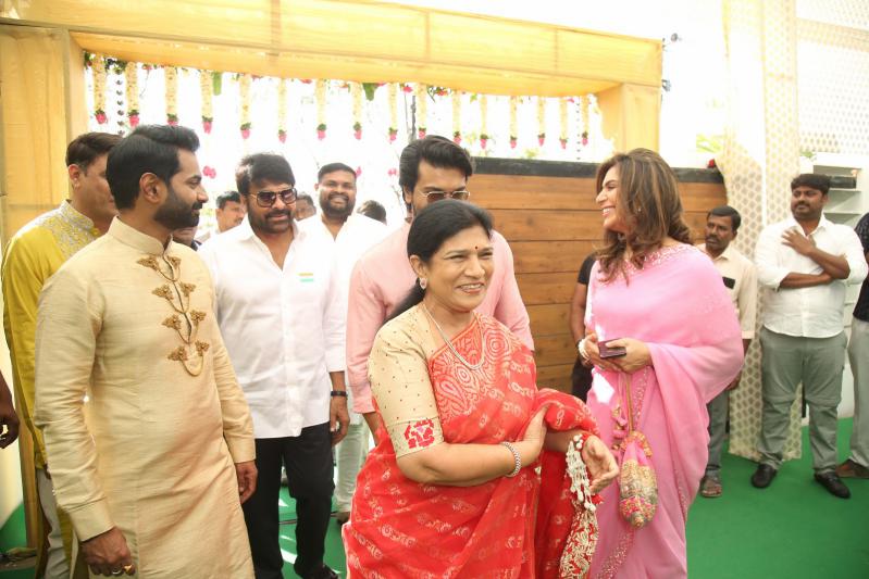 sharwanand-rakshita-reddy-engagement-14.jpg