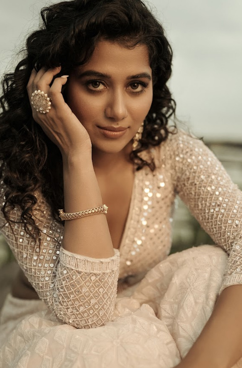 shilpa-manjunath-photoshoot-2.jpg