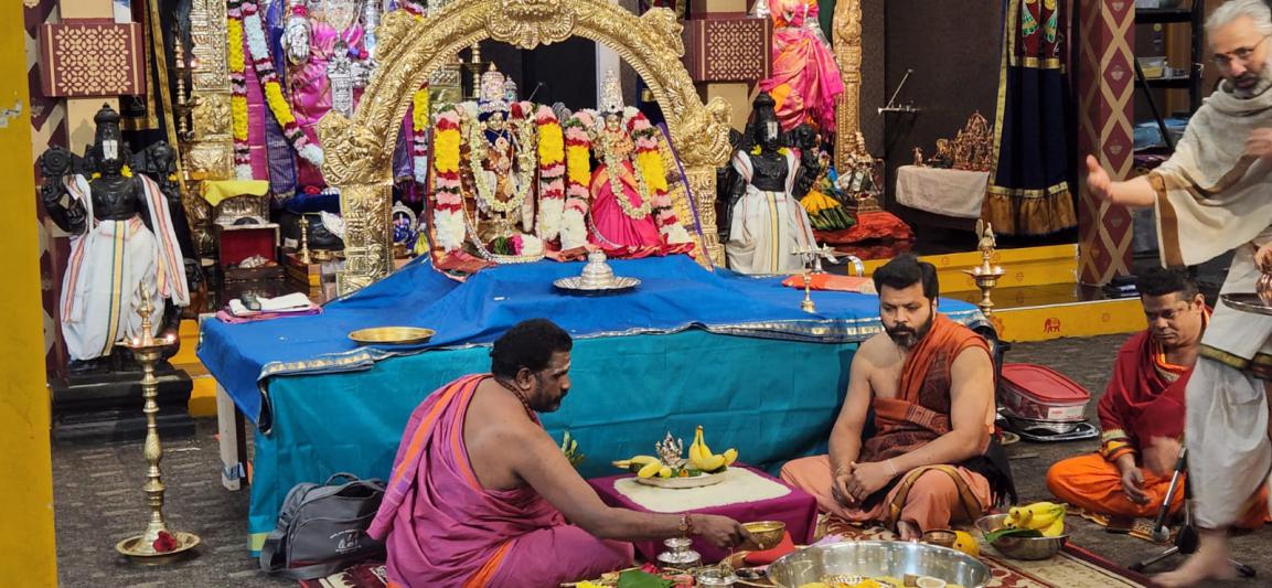 shiva-parvati-kalyanam-at-lv-temple-in-seattle-2.jpg