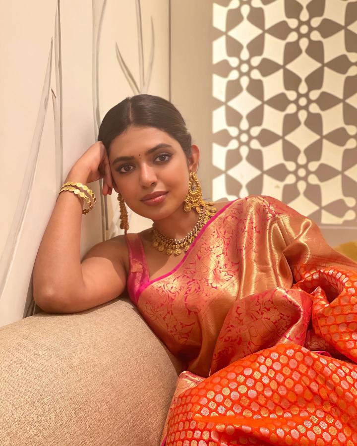 shivani-rajashekar-deepavali-pics-4.jpg