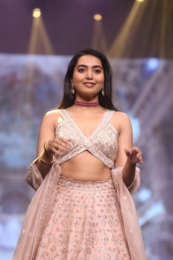 shivathmika-rajasekhar-stills-7.jpg