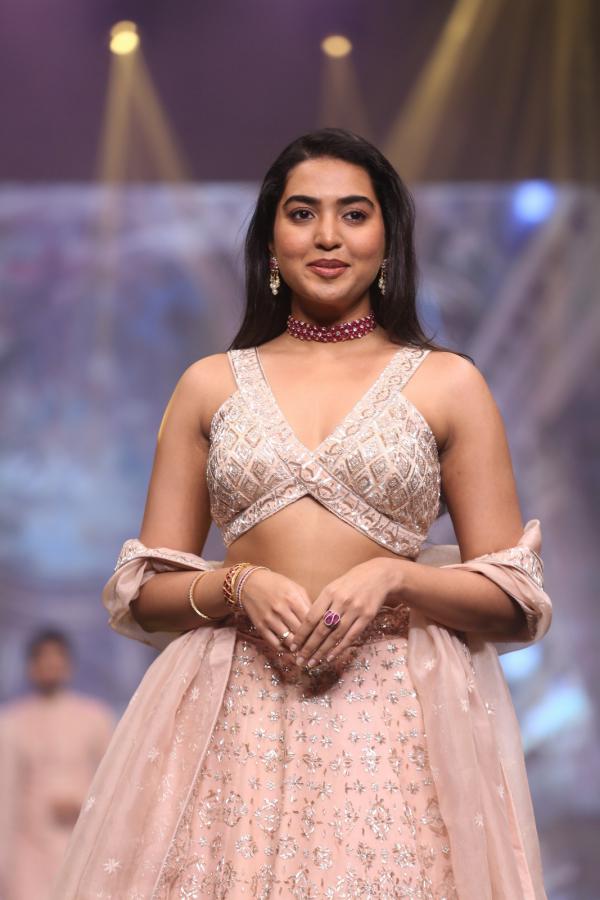 shivathmika-rajasekhar-stills-8.jpg