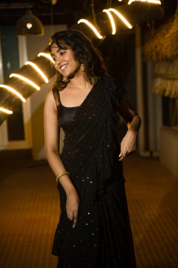 shivathmika-stills-2.jpg