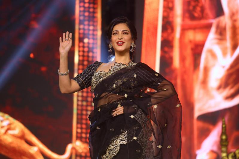 shruti-haasan-stills-15.jpg