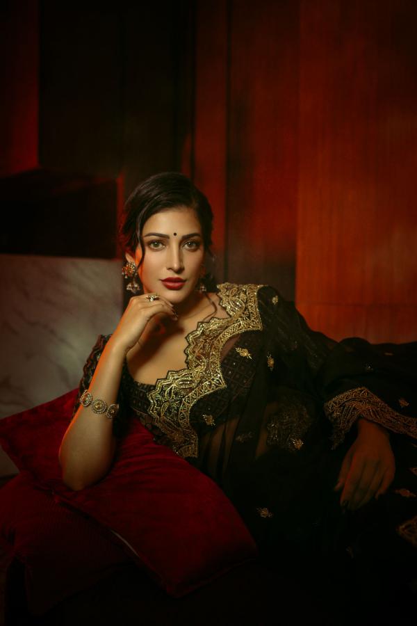 shruti-haasan-stills-2-3.jpg