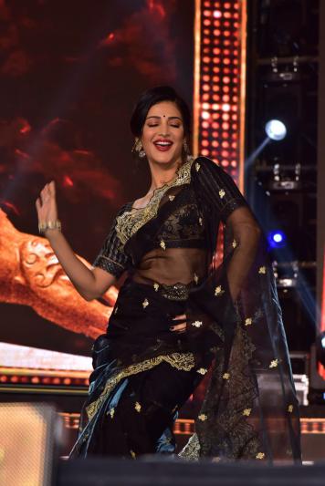 shruti-haasan-stills-3.jpg